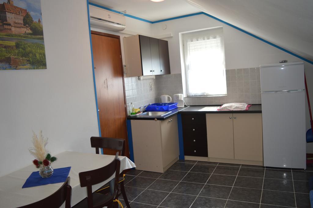 Apartments Malnar Novi Vinodolski Zimmer foto